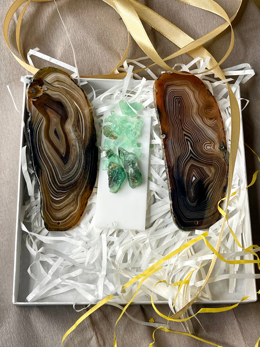 Crystal Gifts Box of May Birthstone Natural Emerald Crystals and Agate Slices