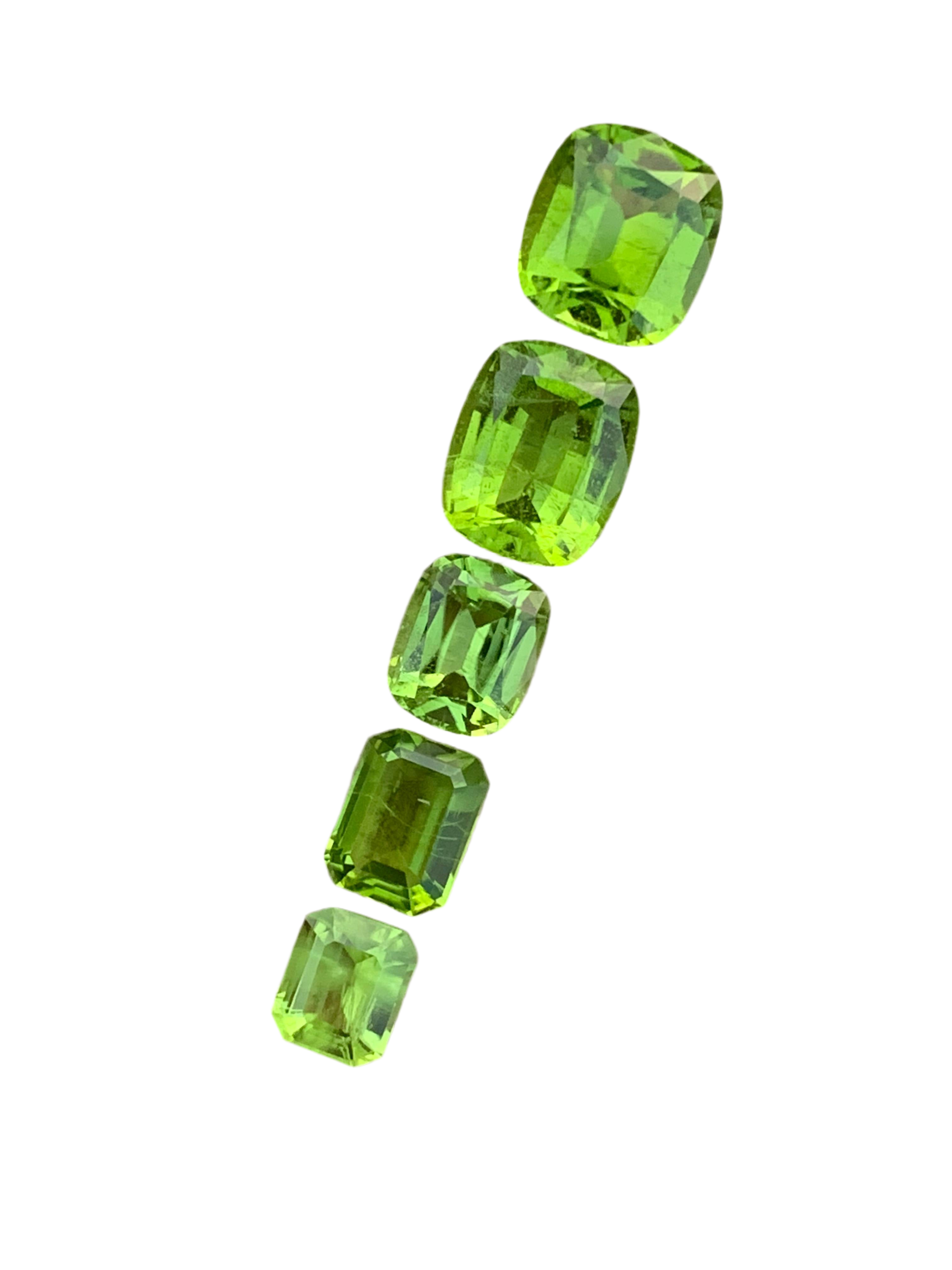 19 carats Green Peridot Loose Gemstones Bulk Deal