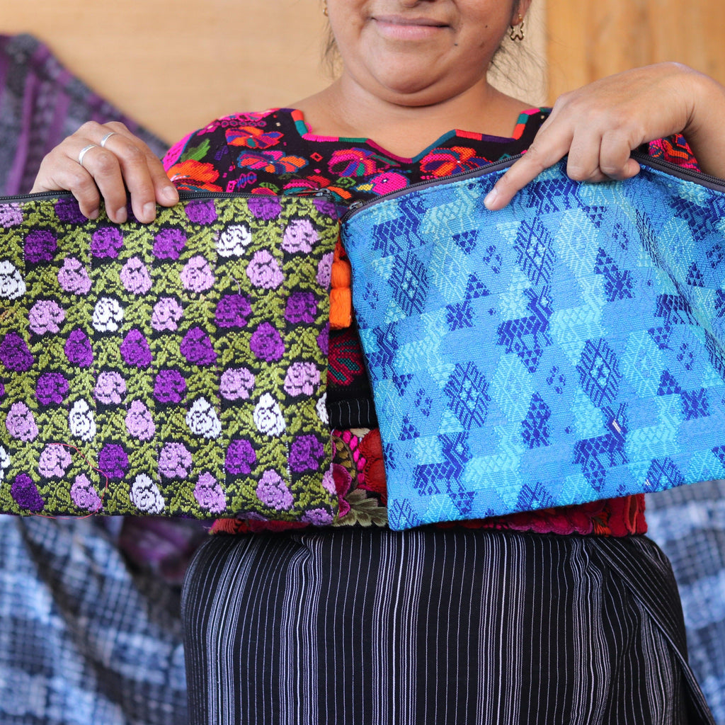 Upcycled Huipil Cosmetic Bag – Handmade Guatemalan Makeup Bag (2XL)
