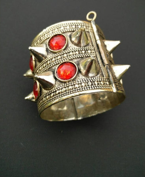 Kuchi jewelry handcuff

