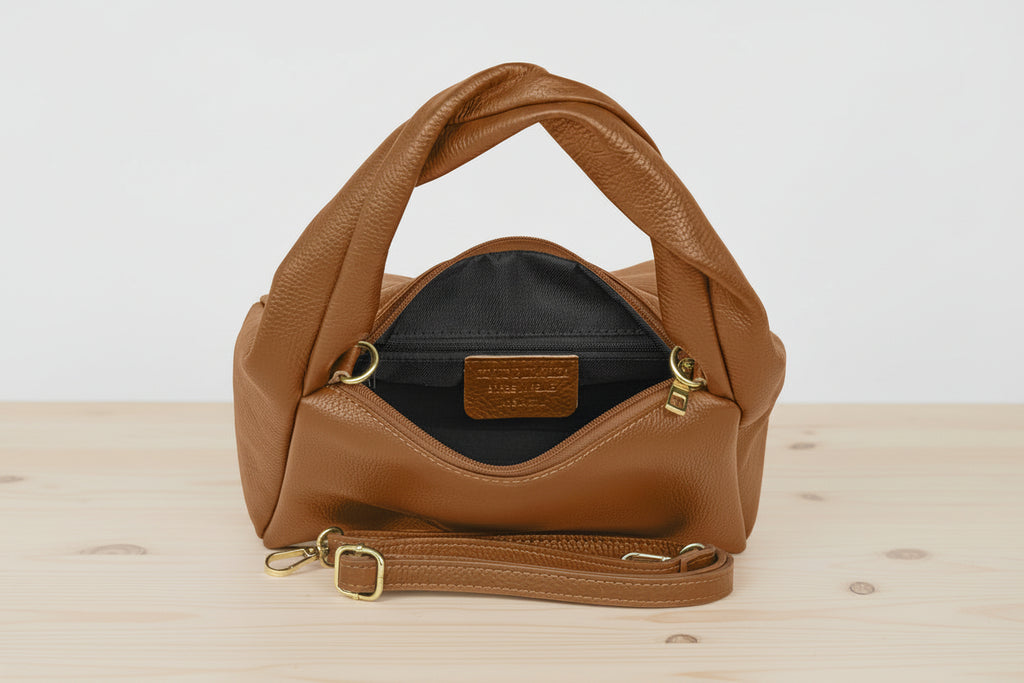 	Artisan leather bag shoulder style genuine