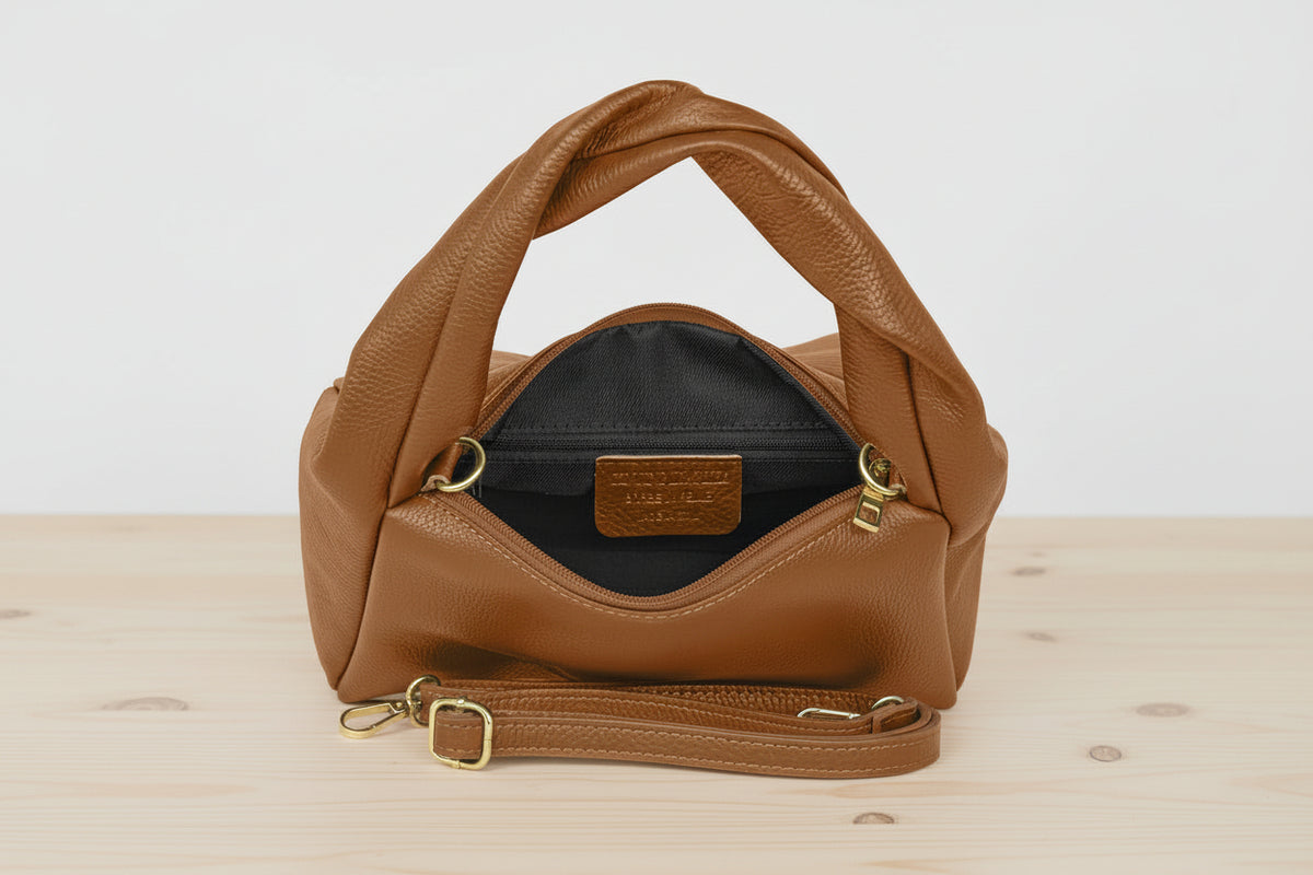 	Artisan leather bag shoulder style genuine