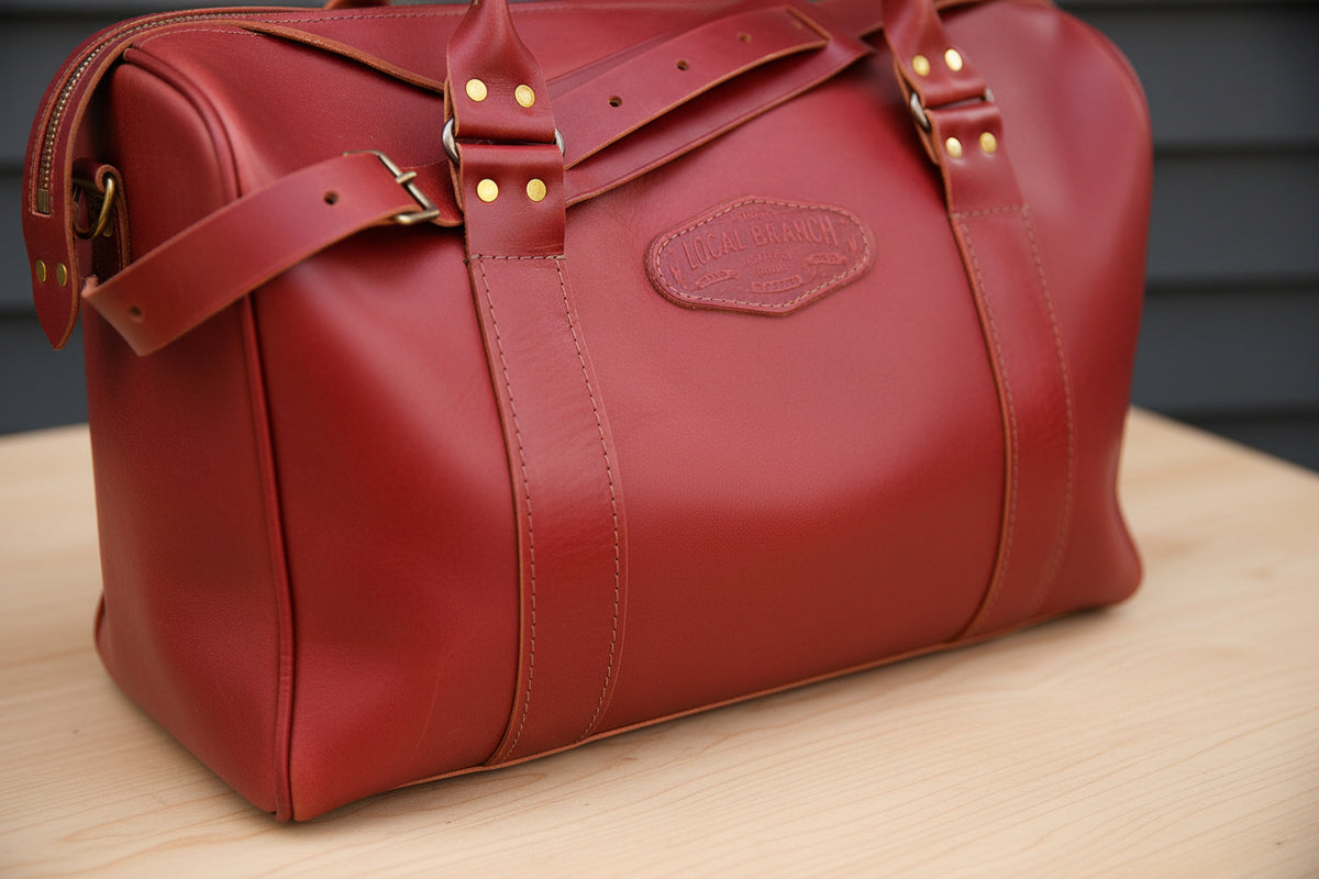 Leather shoulder bag everyday use