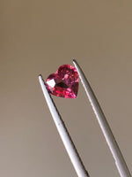 loose rhodolite garnet
