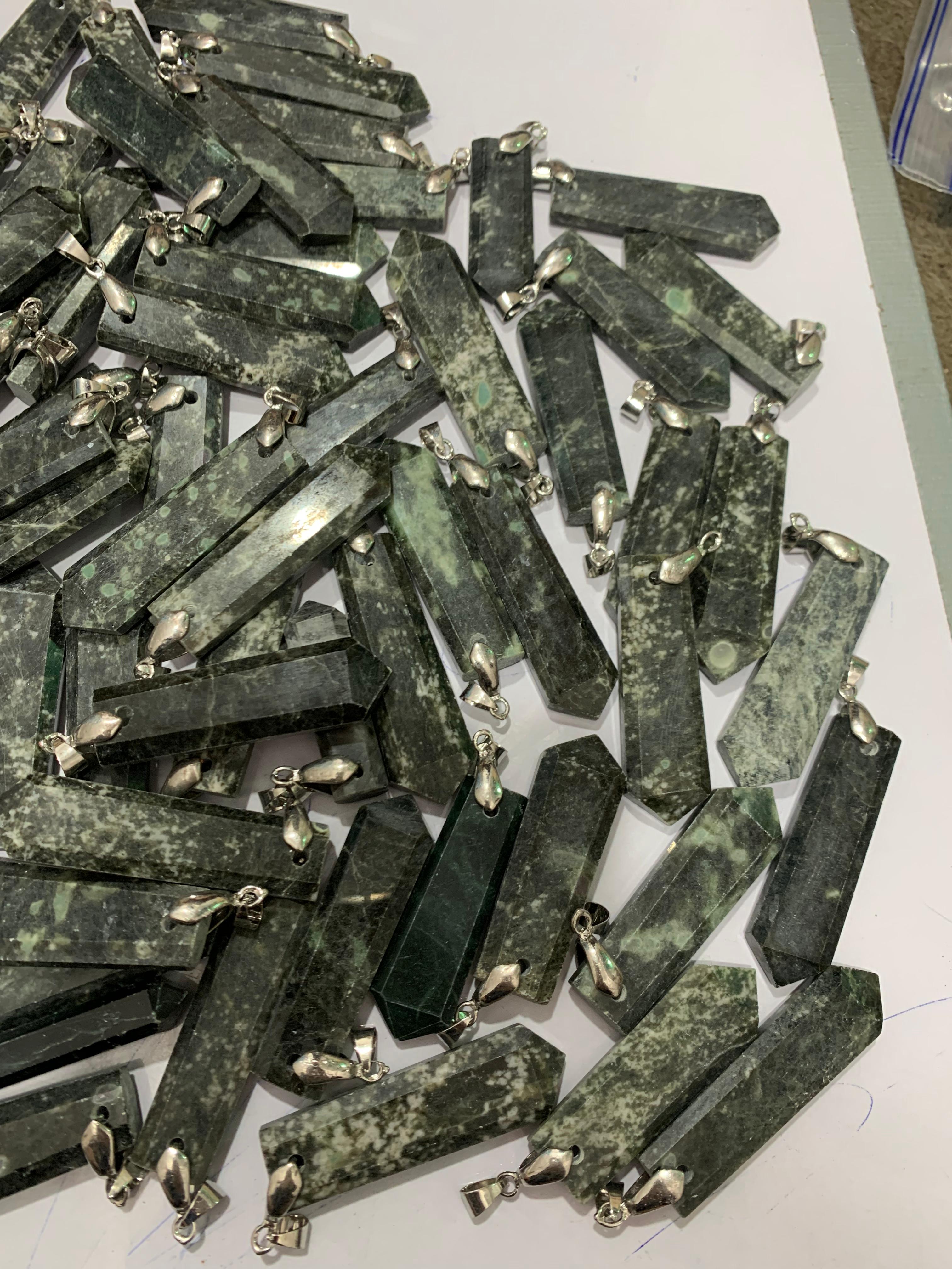 green serpentine stone
